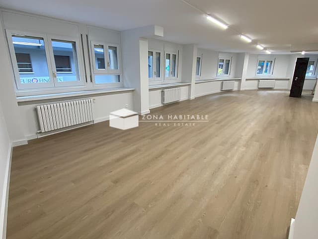 Despatx en lloguer al centre d'Andorra