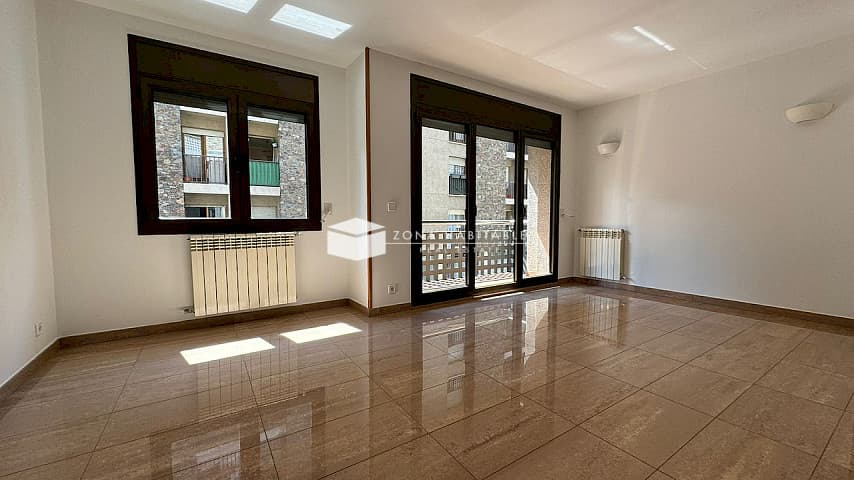 Pis en lloguer al centre d'Andorra la Vella - Image 1