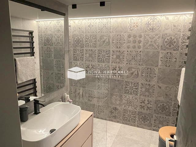 Exclusiu dúplex elegant i espaiós a Bellmont, amb vistes panoràmiques - Thumbnail 26