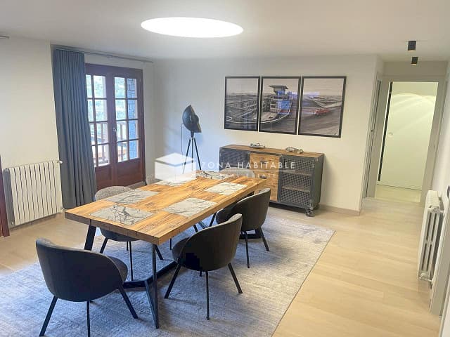 Exclusiu dúplex elegant i espaiós a Bellmont, amb vistes panoràmiques - Thumbnail 3