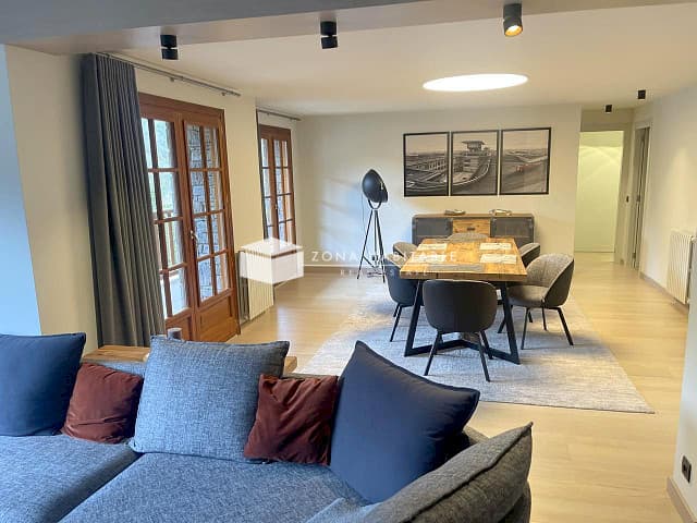 Exclusiu dúplex elegant i espaiós a Bellmont, amb vistes panoràmiques - Thumbnail 4