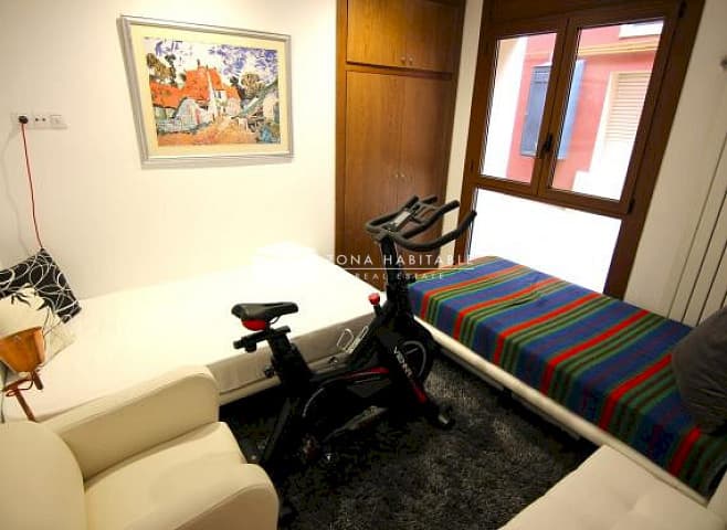 ESPECTACULAR APARTAMENT REFORMAT A ERTS AMB GRAN TERRASSA I VISTES PANORÀMIQUES - Thumbnail 5