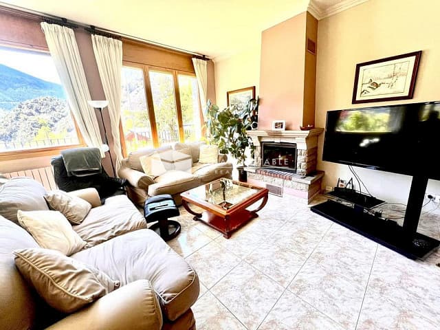 Casa exclusiva a Els Vilars amb vistes i gran lluminositat - Thumbnail 20