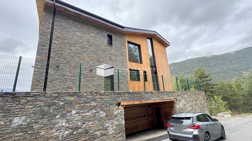 Xalet exclusiu en venda a Sispony: elegància, comoditat i natura en harmonia - Thumbnail 19