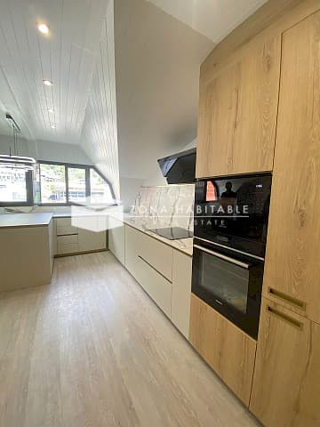 Exclusiu àtic de 120 m² en reforma integral al centre d’Andorra la Vella amb 2 pàrquings i 2 trasters - Thumbnail 2