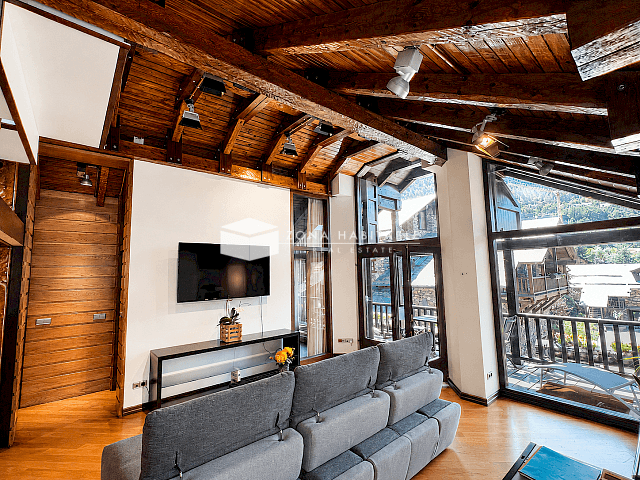 Casa adossada exclusiva en venda a Ordino, amb 201 m², 4 dormitoris, terrassa, xemeneia i vistes espectaculars - Thumbnail 7